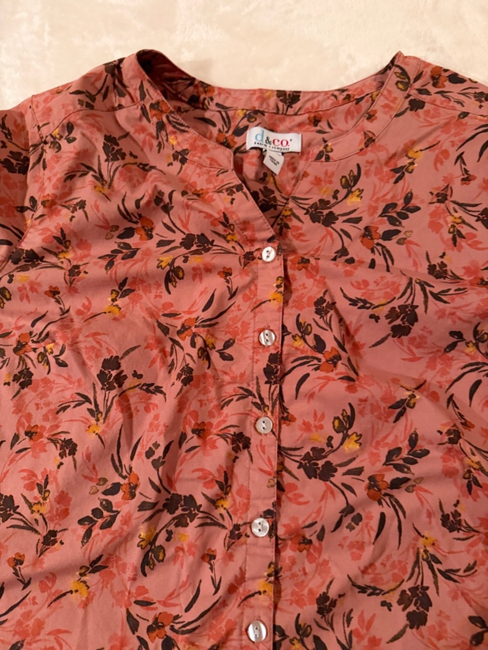 d&Co. Floral Button-Front Blouse in Dusty Rose